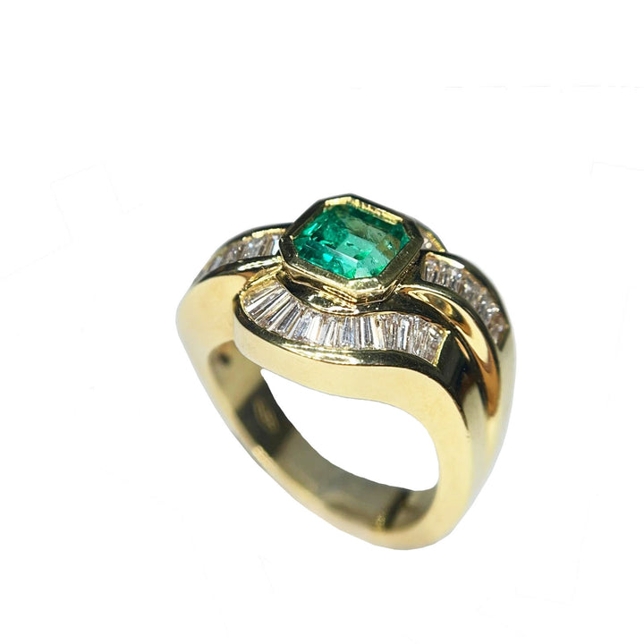 Capodaglia Goldring 18kt Emerald Diamanten 0074AG