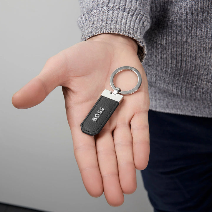 Porte-clés Hugo Boss Classic noir granulé HAK416A