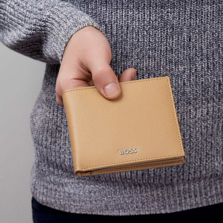 Hugo Boss Portefeuille à rabat Classic Grained Camel HLN416X