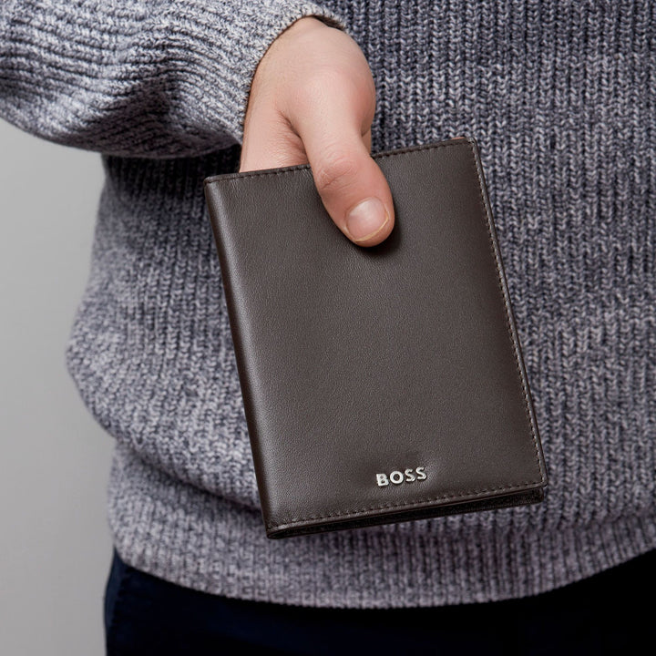 Hugo Boss Portefeuille vertical à rabat Classic Smooth Brown HLO403Y