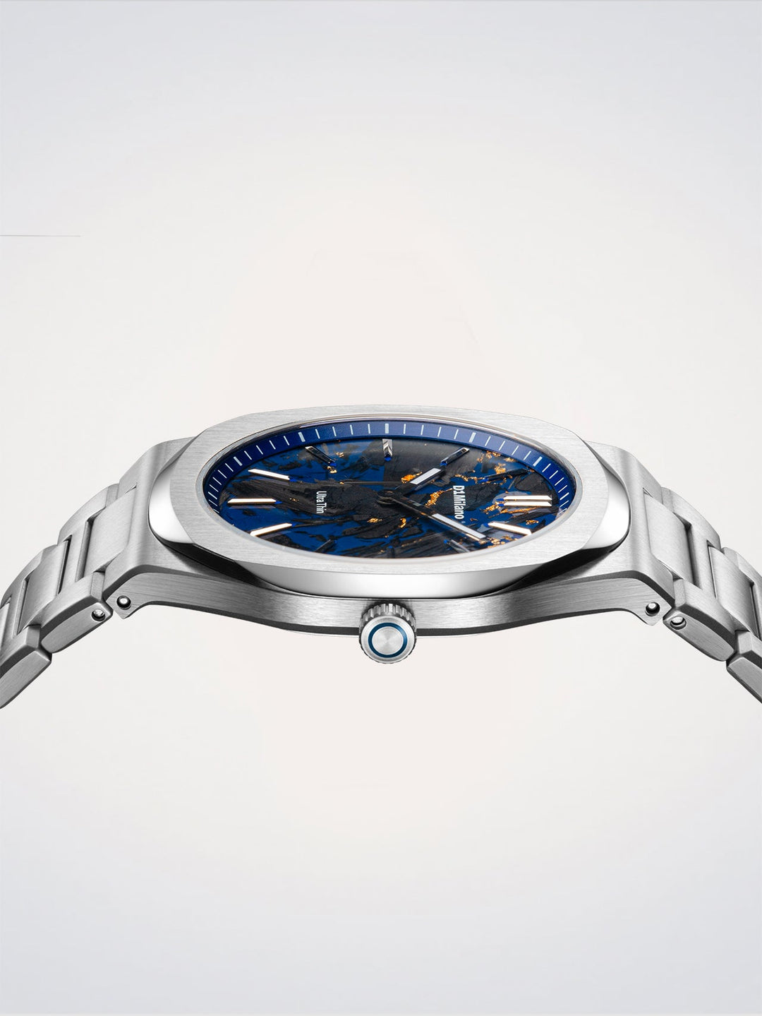 Montre ultra fine D1 Milano Carbon Reef 39 mm D1-UHBJ04