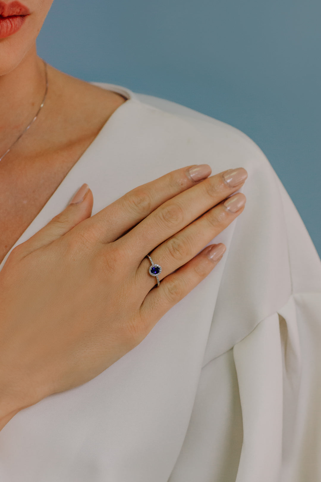 Comete Anello in Oro Diamanti e Zaffiro blu ovale ANB2700