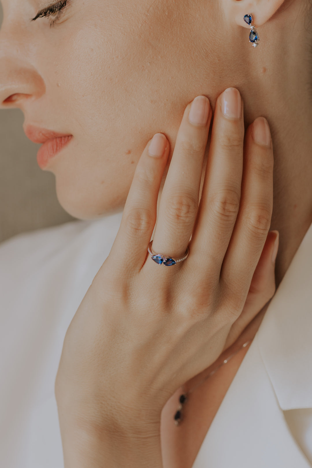 Bague Comete en or avec diamants et saphirs Drop ANB2635