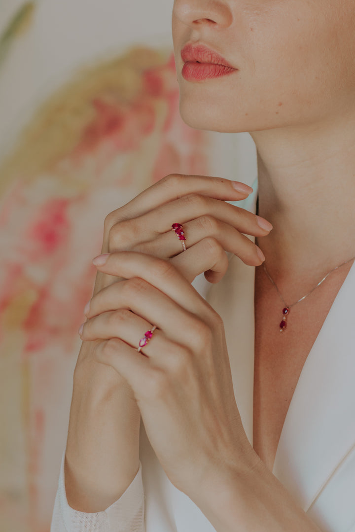 Bague Comete en or rose avec goutte diamants et rubis ANB2638