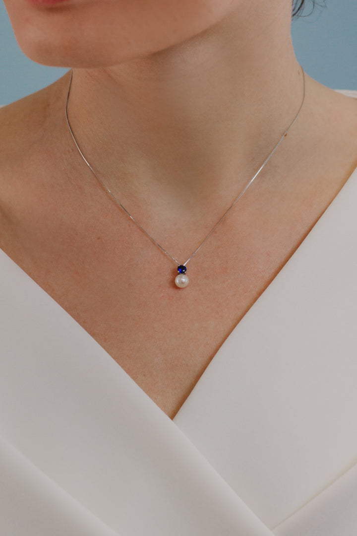 Collier Comete en Or, Perles et Saphir Rond GLP613