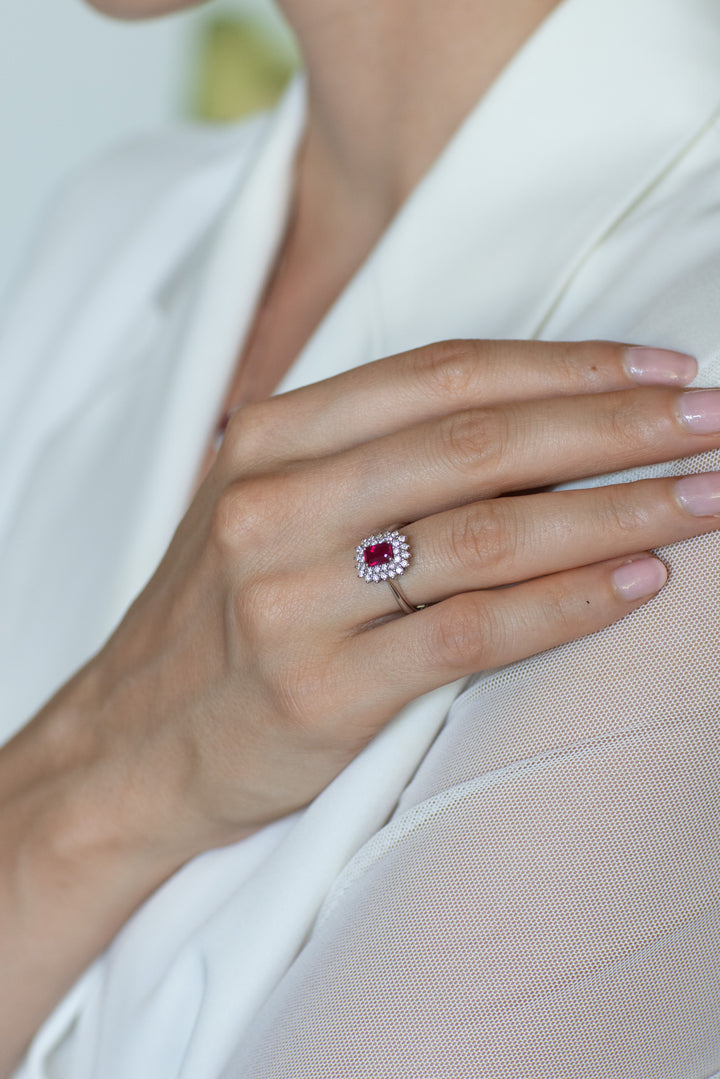 Comete Gold ring with diamonds and octagonal ruby ANB2624