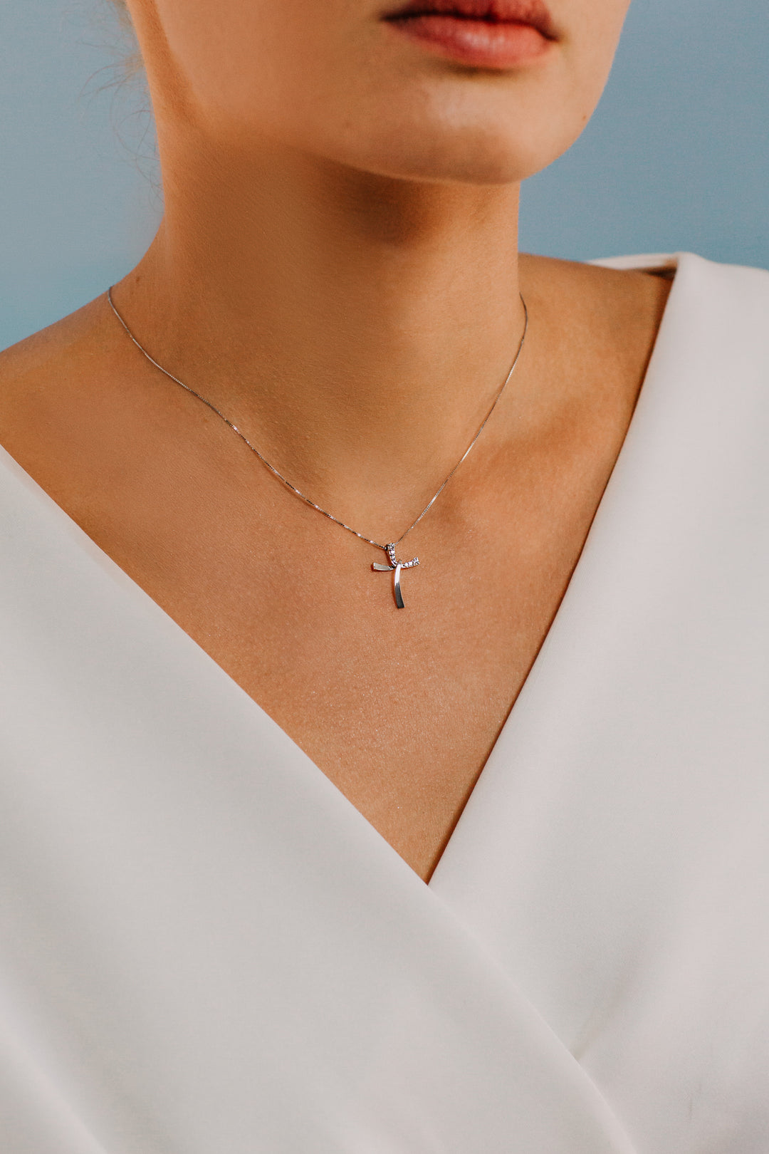 Comete Girocollo croce in Oro e Diamanti GLB1563