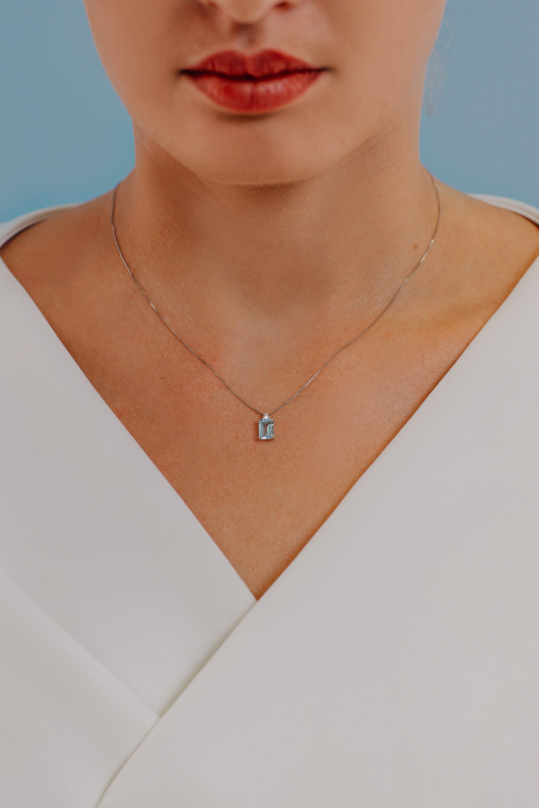 Collar Comete en Oro, Diamantes y Aguamarina octogonal GLQ278