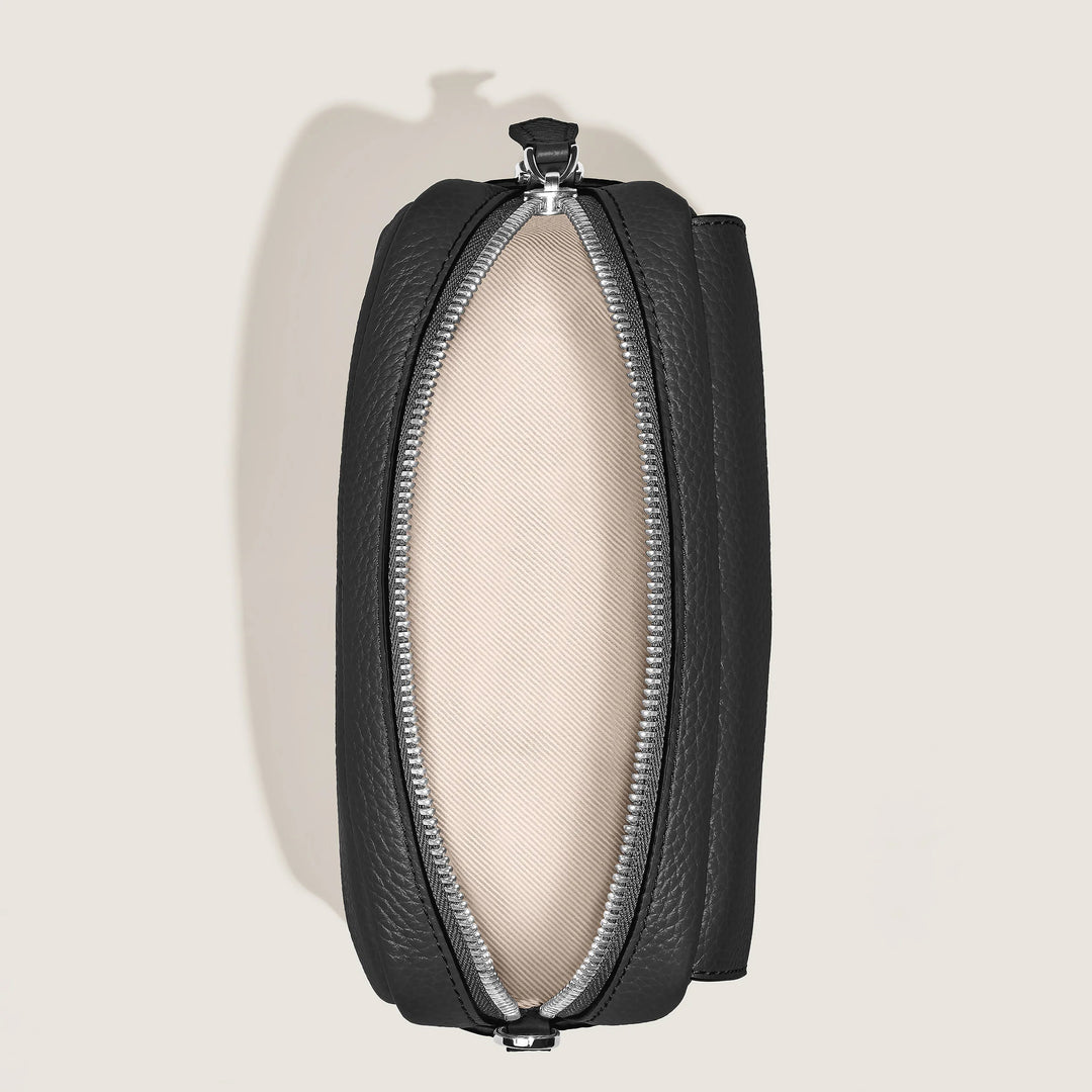 Montblanc Companion kleine Umhängetasche schwarz 222879