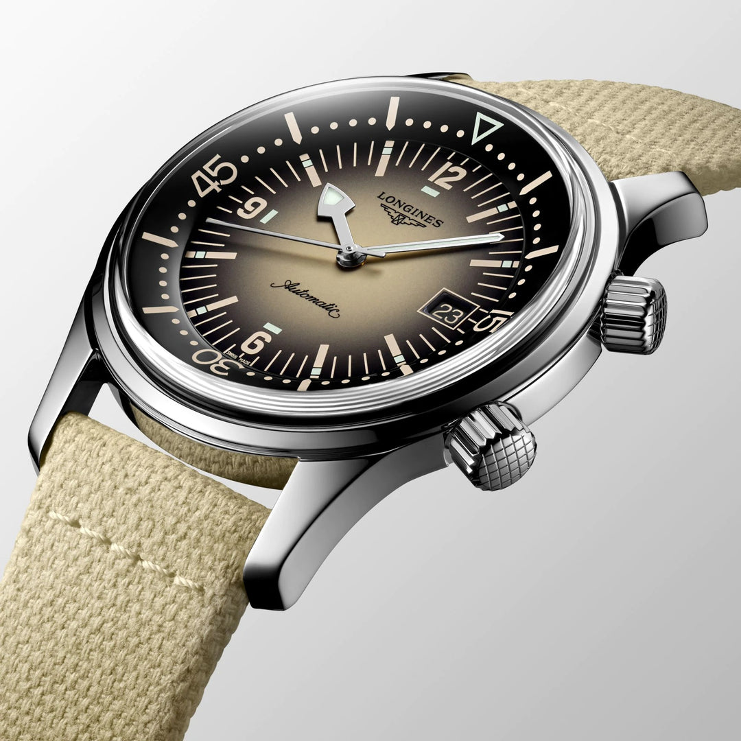 Reloj Longines Legend Diver 42mm acero automático beige L3.774.4.30.2